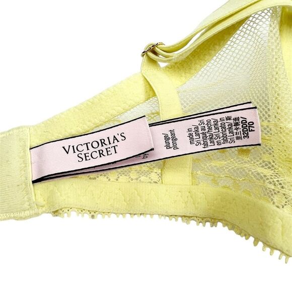 Victoria’s Secret Incredible Bra 32DDD - Picture 4 of 6